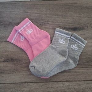 Alo Throwback socks 2 pairs brand new